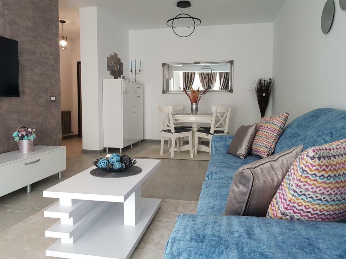 Ranya Apartments Alezzi Beach Resort Navodari Bagian luar foto